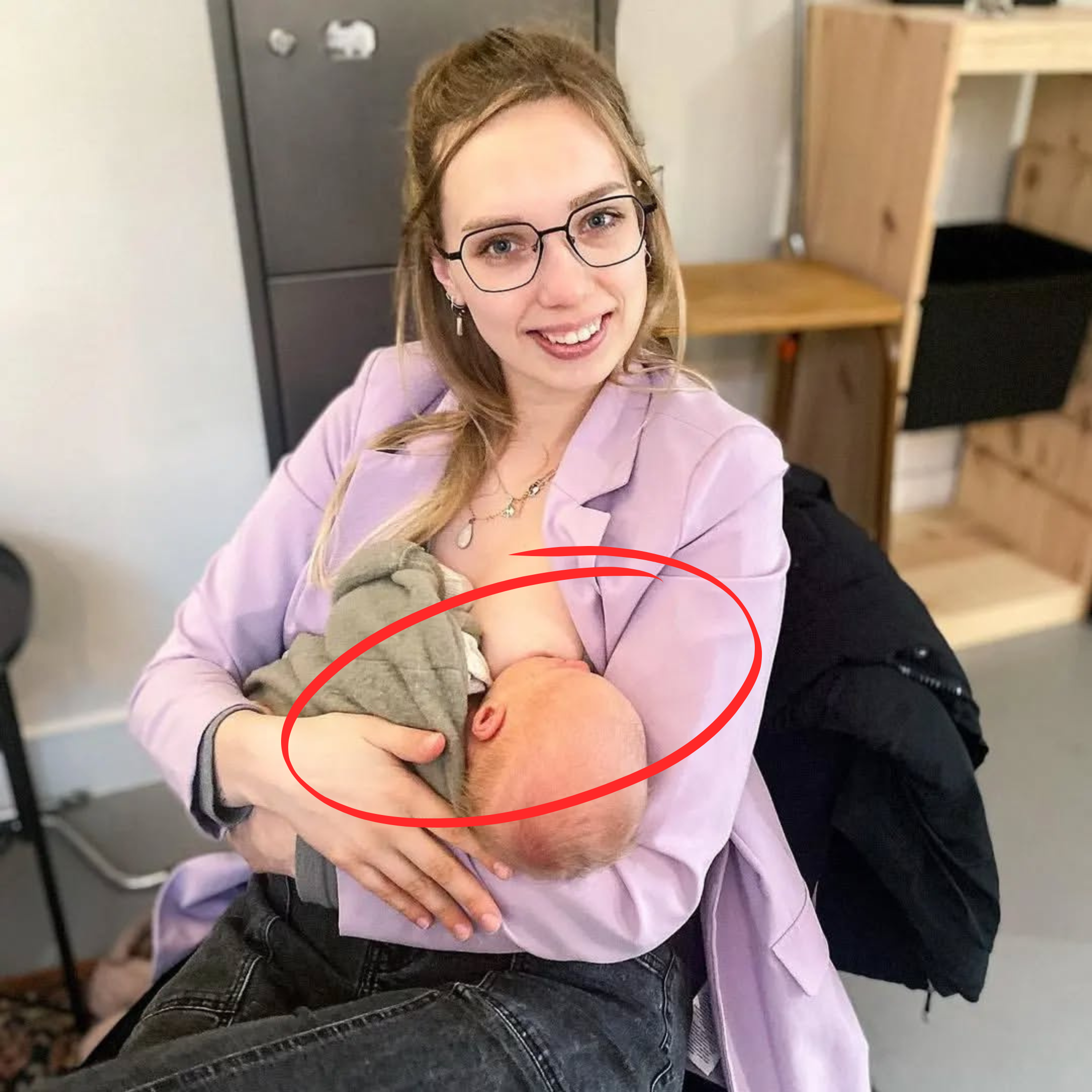 Single Mom Breastfeeds Her Baby at the Office. The Male Boss Sees It and Makes a Surprising Move.